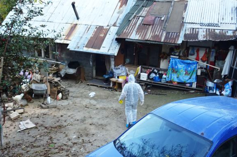 Uviđaj u kući gdje je žena živjela (Foto: Jadranka Ćetković)