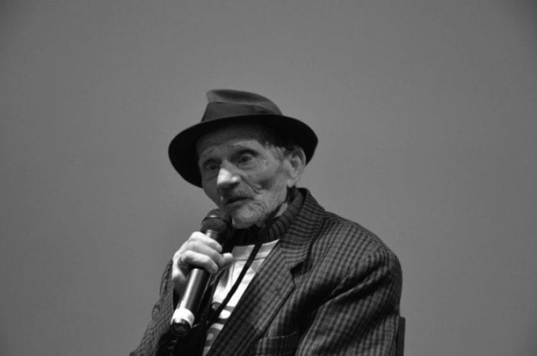 raymond11-696x461-min