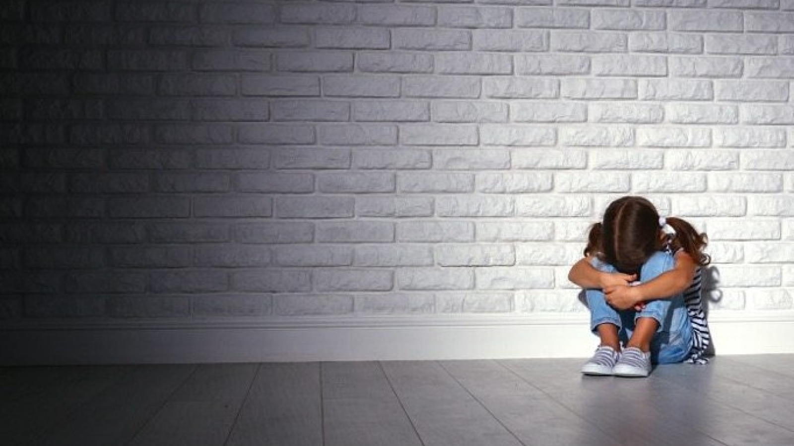 child-sadgirl-917505854-Thinkstock-min (1)