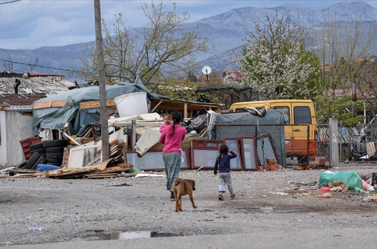 thumbs_b_c_9755a2f730d4613829d72e09ea579992