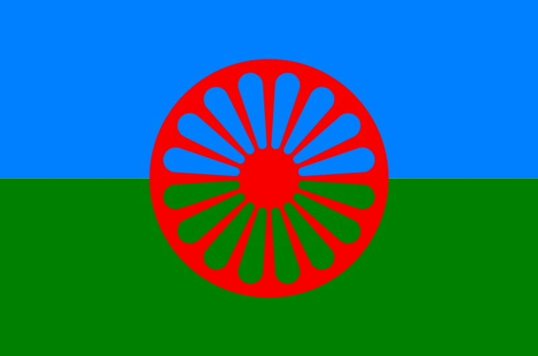 roma-flag-min