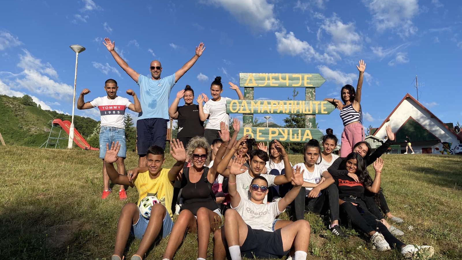 74B86424-F803-4E15-8718-2E78E5FDF42A