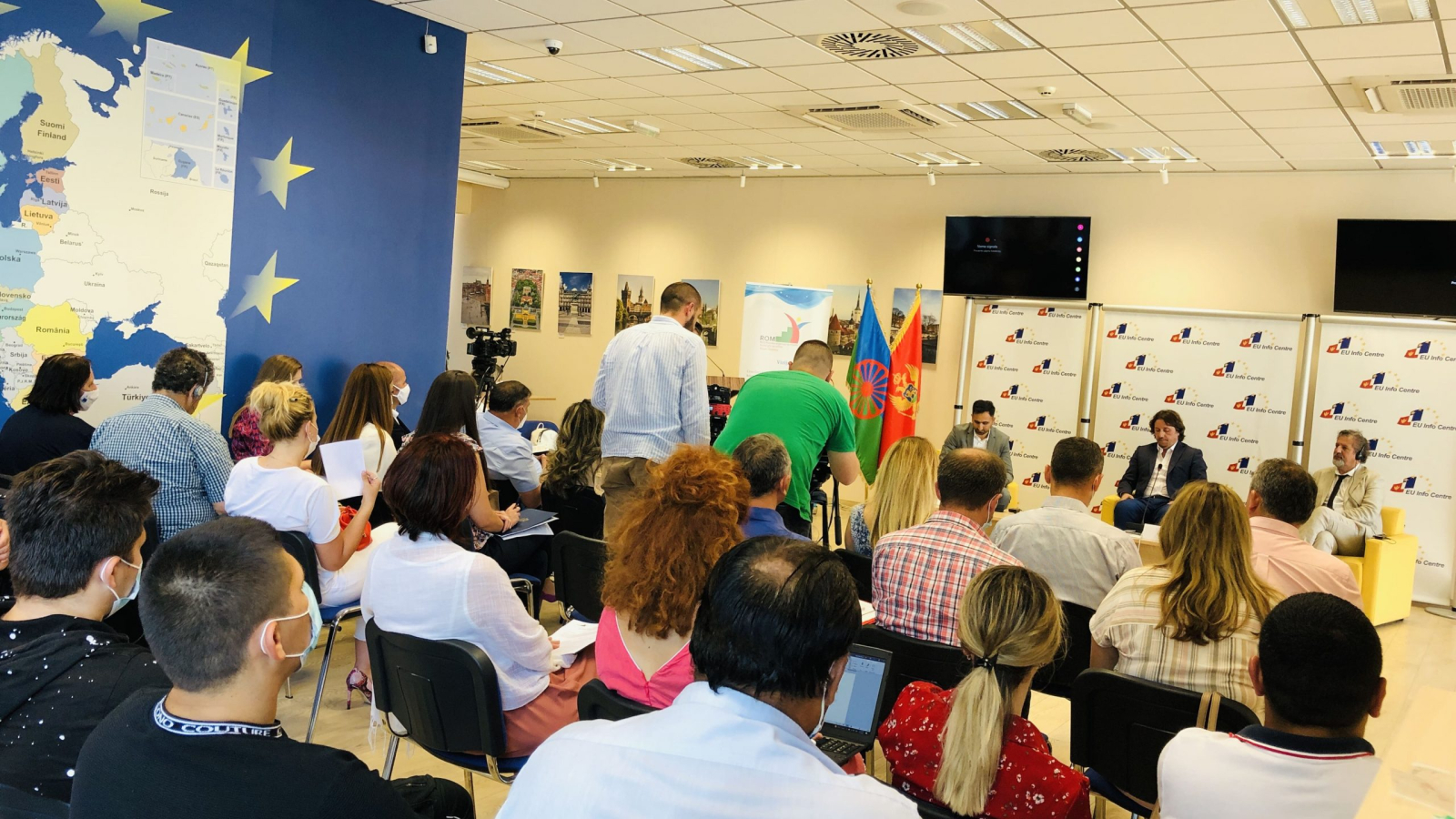 Konferencija - naslovna -min