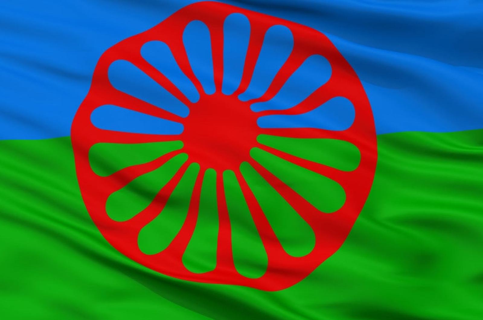 roma-flag-small-min