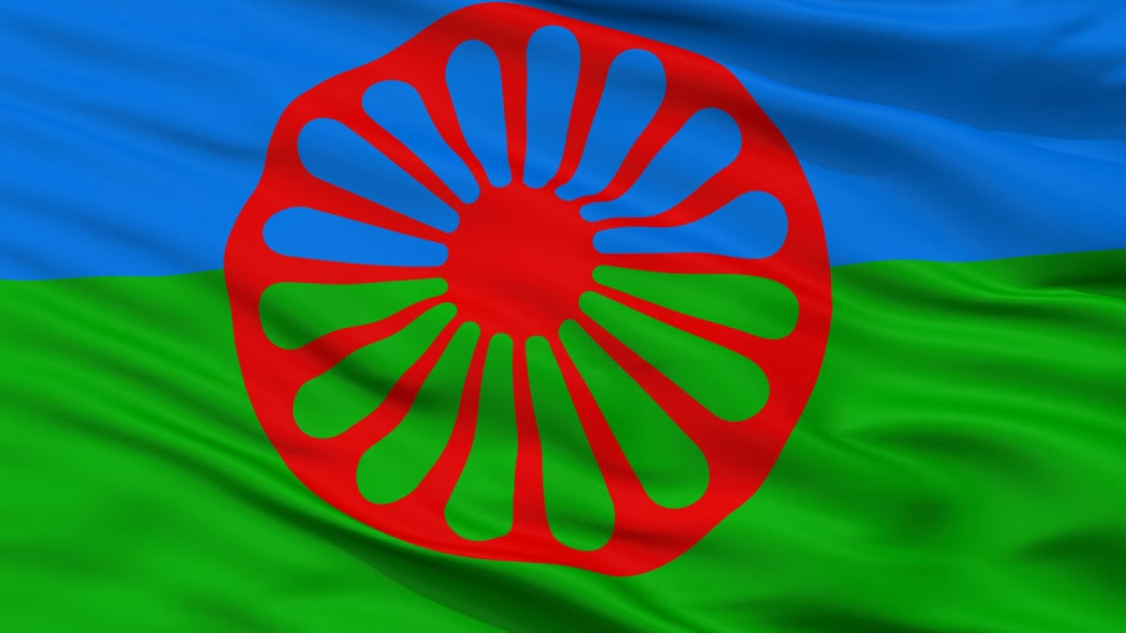 roma-flag-small-min