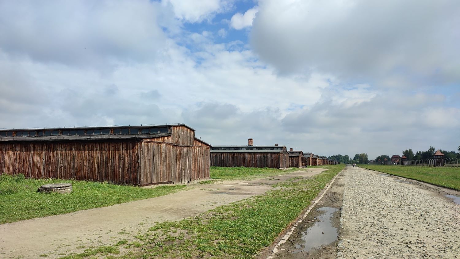 Rekonstrukcija baraka u Birkenau (Foto: RomaNet)