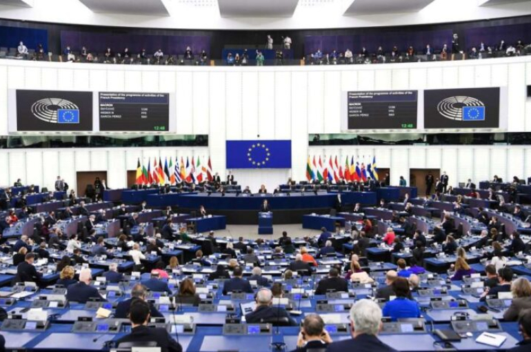 eu-parlament-1-780x470-min
