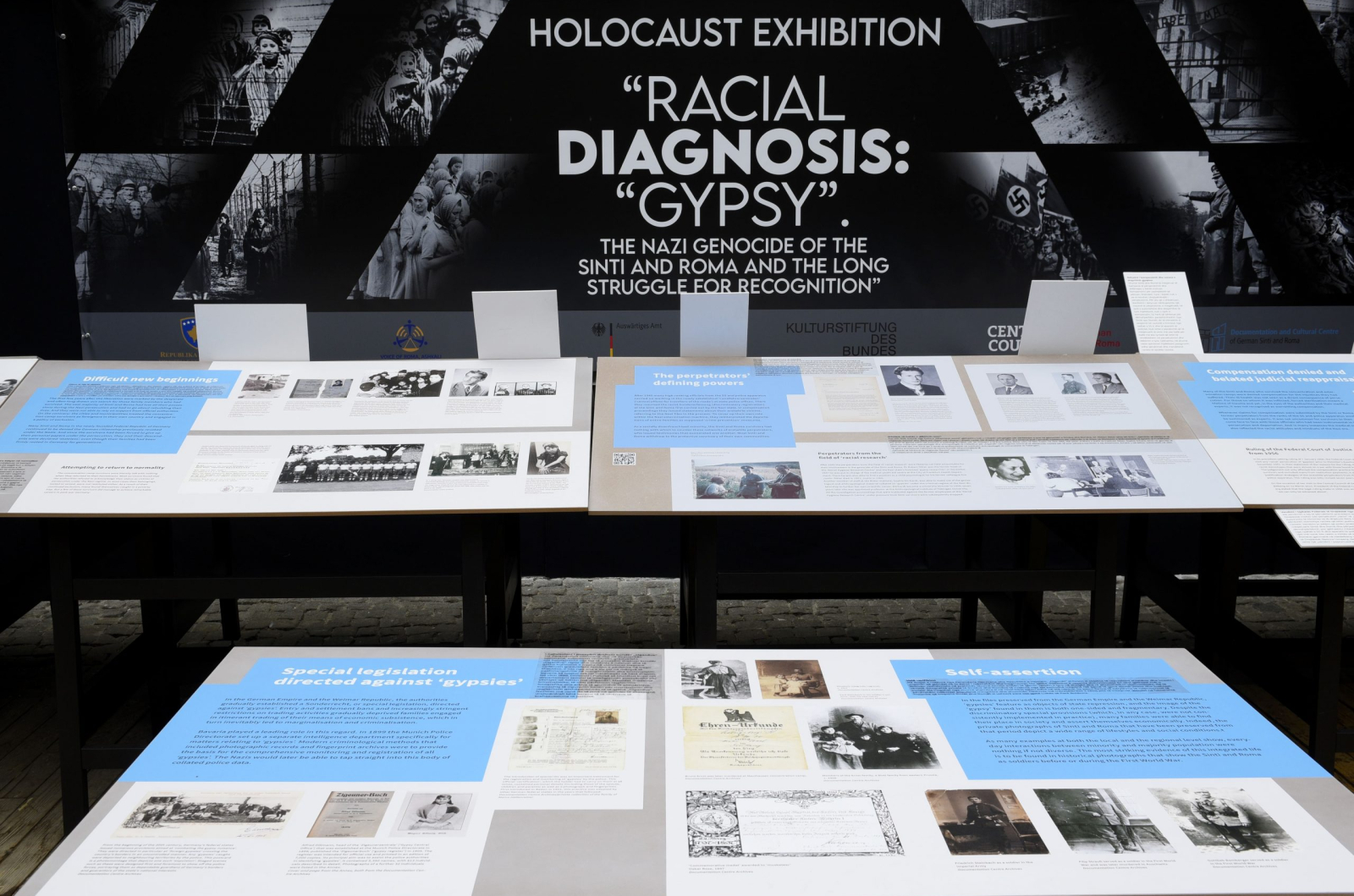 VoRAE-Holocaust Exhibition-foto by Xhemail Sllovinja (6)-min