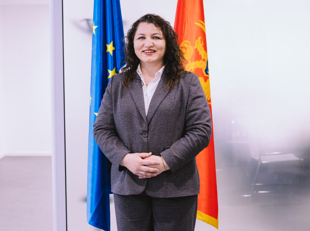 Anita Beriša, romkinja koja radi tamo gdje se kroji evropska budućnost Crne Gore